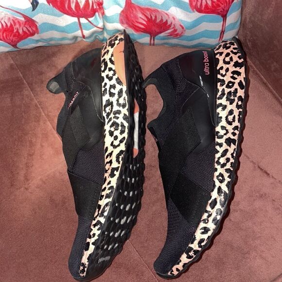 adidas UltraBoost DNA pink Leopard Print - Picture 3 of 7